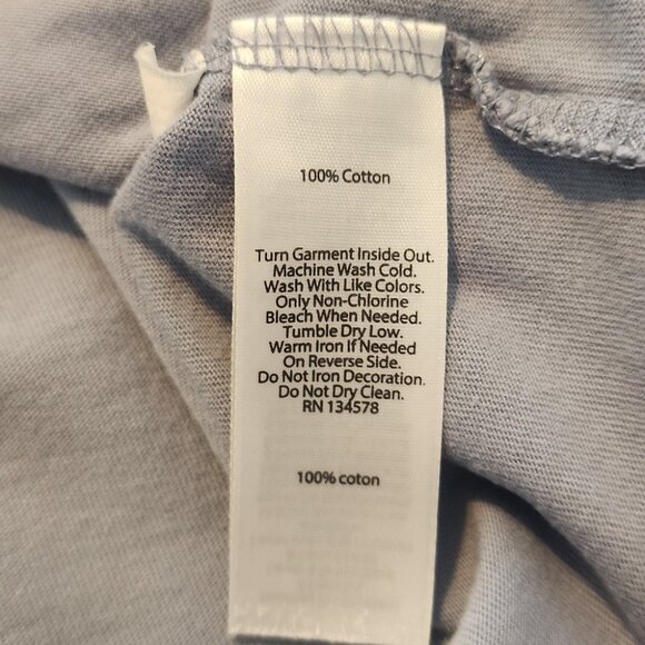 Vineyard Vines t-shirt size medium - Picture 4 of 4